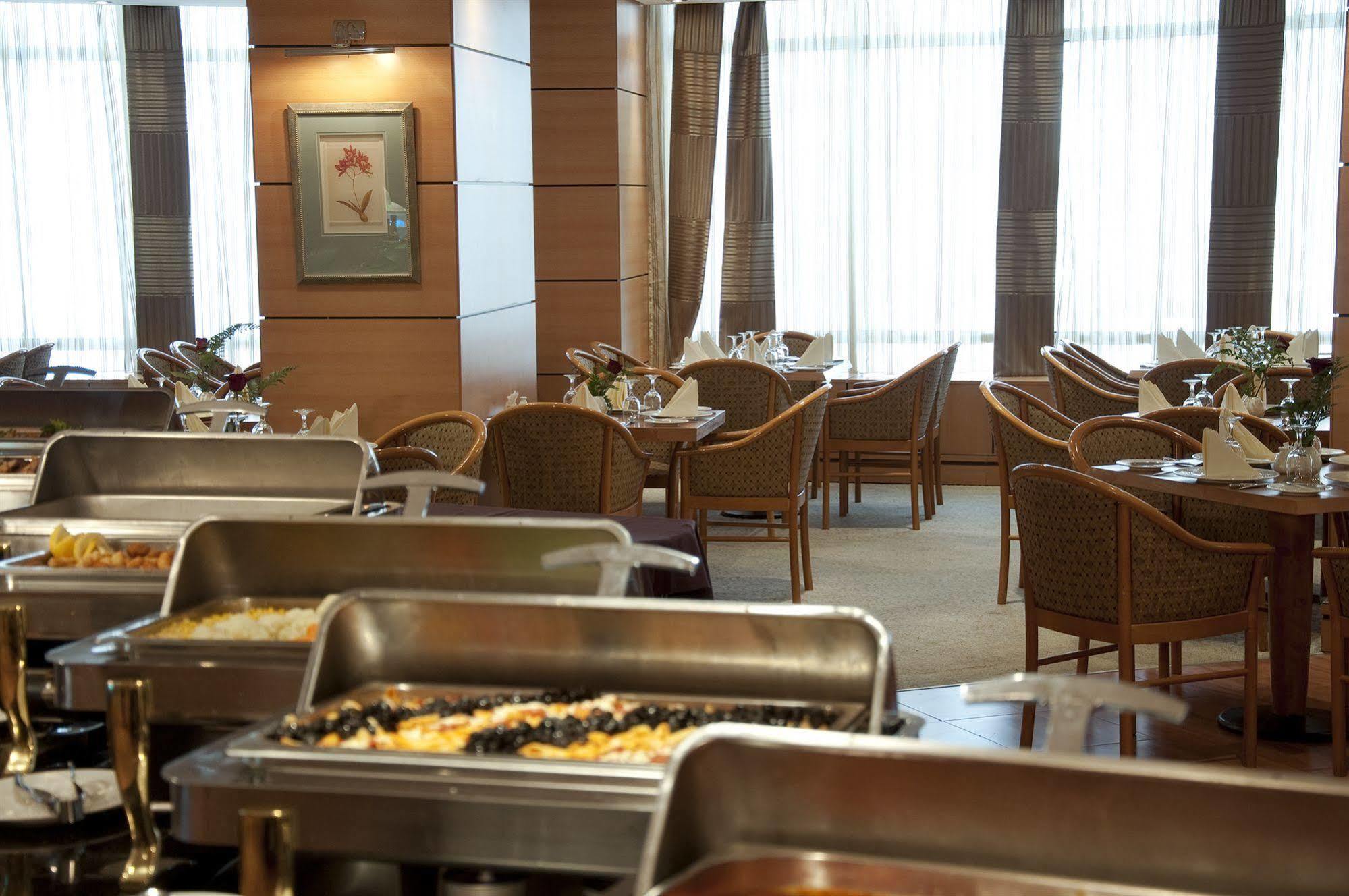 Elaf Al Mashaer Hotel Makkah Мекка Экстерьер фото The hotel's restaurant